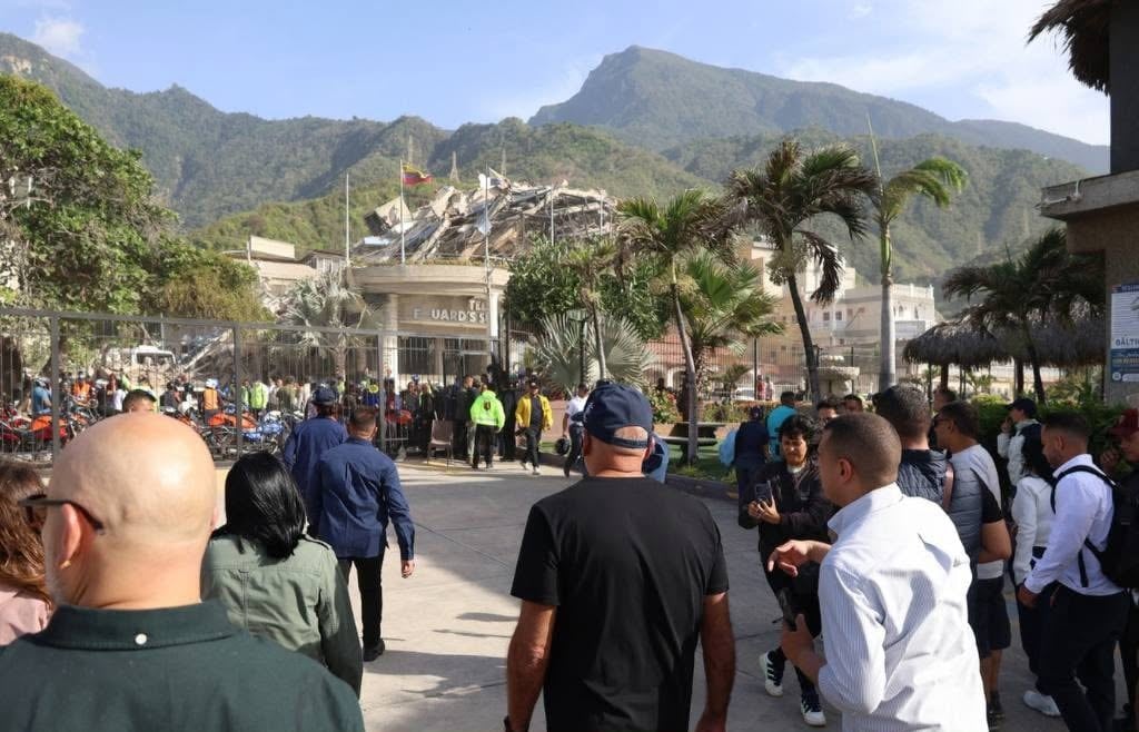 Minsal "reafirma su compromiso con la solidaridad" y envía 30.000 dosis de vacunas a Venezuela