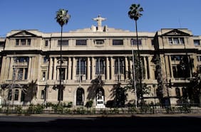 50 años del Golpe: Estudiantes de la Facultad de Derecho de la PUC deciden irse a paro porque “aún hay una deuda pendiente de reparación”