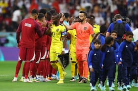 Hernán Galíndez logra su objetivo tras salir de la U: el portero fue titular en el debut mundialista de Ecuador
