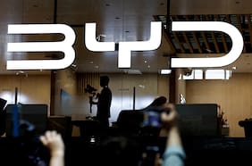 BYD desplaza a Tesla en la venta de autos eléctricos en Europa