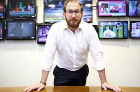 La ronda de encuentros de Max Luksic con la oposición en que sinceró su interés en ser candidato en las municipales