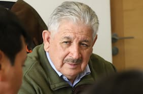 Tres años y un día en libertad vigilada: Juzgado condena a exalcalde de Cunco por abuso sexual contra funcionarias