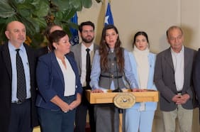 Senadores del PS, PC, FA y PPD anuncian rechazo a la idea de legislar megarreforma de Kast tras despacho de la Cámara
