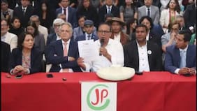 Roberto Sánchez suaviza plan de gobierno a días de las elecciones y FMI advierte de nuevas “amenazas” para la economía peruana