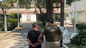 Detienen en Estación Central a guardia que se mantenía prófugo desde 2022 por homicidio al interior de supermercado