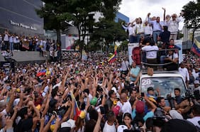 Crece la represión en Venezuela en medio de masivas manifestaciones opositoras