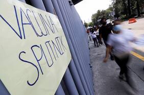 EEUU y la OMS dudan de la vacuna rusa Sputnik, que ya se aplica en más de 70 países
