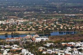 Los ocho supermercados de Chicureo que analizó la Fiscalía Nacional Económica