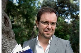 Javier Sierra y su novela sobre la pandemia:  “Un escritor tiene que reflejar el tiempo en el que vive”