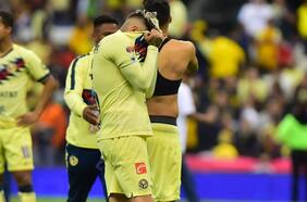 Reportan casos de COVID-19 en el América de Nicolás Castillo