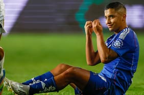 Revisa el penal que Sebastián Pérez le atajó a Nicolás Guerra en el duelo entre la U y Palestino
