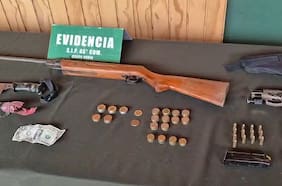 Tres personas son detenidas en procedimiento policial de Cerro Navia: se incautó drogas, armas y cargadores