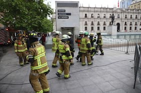 Dos lesionados deja incendio en restaurante del Centro Cultural La Moneda