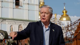 El impacto de la muerte de senador aliado de Trump en la agenda legislativa de los republicanos y en las elecciones de noviembre