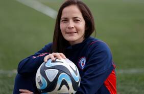 Récord Guinness y un exitoso paso por la UC: Vannesa Arauz, la DT que lidera el sueño mundialista de la Roja femenina