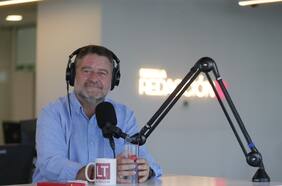 La explicación de Claudio Orrego sobre los videos de campaña que circulan en redes sociales con Matthei, Carter y Palacios