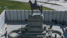 Ante autoridades y familiares: monumento al General Baquedano quedará descubierto este sábado tras desfile del Ejército