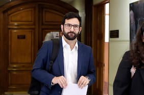 Abogado de Crispi por “pinchazo” que originó investigación a Allende: “De ninguna forma atribuye un delito a la exsenadora”