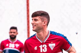 Benjamín Kuscevic tiene nuevo DT: Fortaleza sorprende y ficha a exentrenador de Curicó Unido