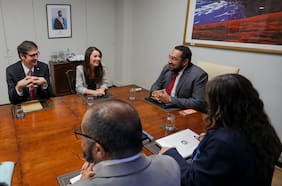 Cataldo y Arzola afinan el traspaso del Mineduc en cita con todos los subsecretarios y acuerdan más encuentros