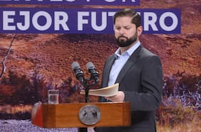 Presidente Boric y salida de Araos: “Necesitamos que nada nos distraiga en el objetivo superior que es garantizar la salud de todas y todos”