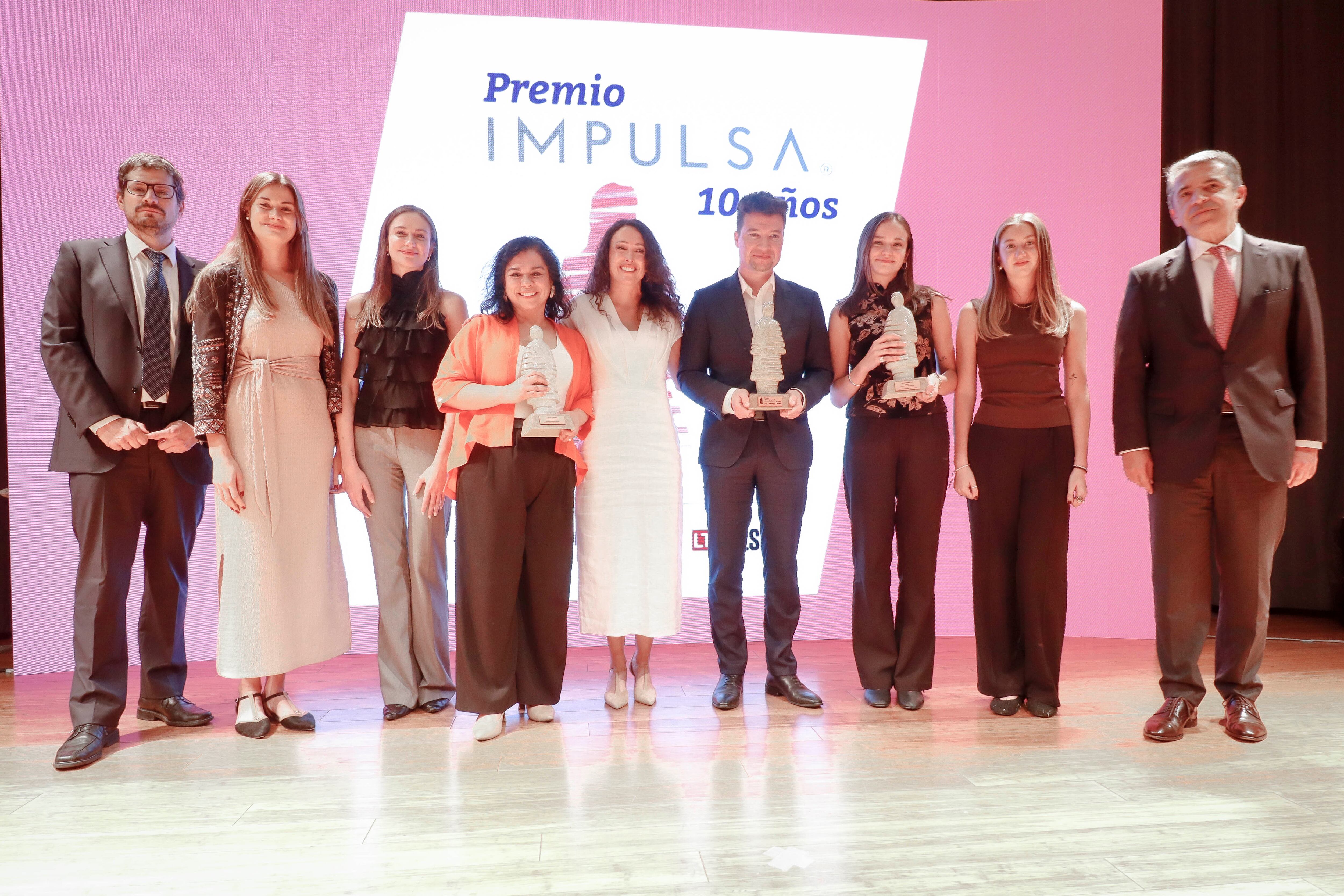 Premio Impulsa Liderazgo 2026 abre sus postulaciones para destacar a quienes promueven la equidad de género