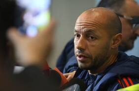 El liderato de Coquimbo, el Superclásico y un dardo a Independiente: Marcelo Díaz aborda los días más tensos de la U