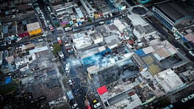 Un fallecido y un bombero herido deja incendio de vivienda en Iquique