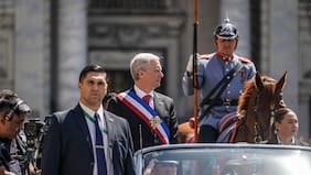 El segundo día de Kast en La Moneda: reunión con EE.UU. y foto con su gabinete