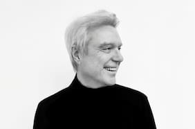 El regreso de un grande: David Byrne anuncia nuevo disco