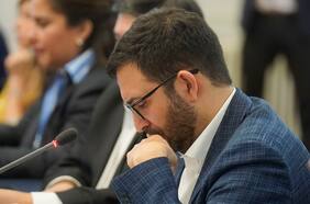 Lío de Platas: defensa de Crispi confirma que jefe del Segundo Piso conversó con Pérez, y La Moneda busca desmarcarse