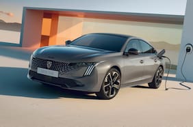El nuevo Peugeot 508 ahora es un híbrido enchufable y más moderno
