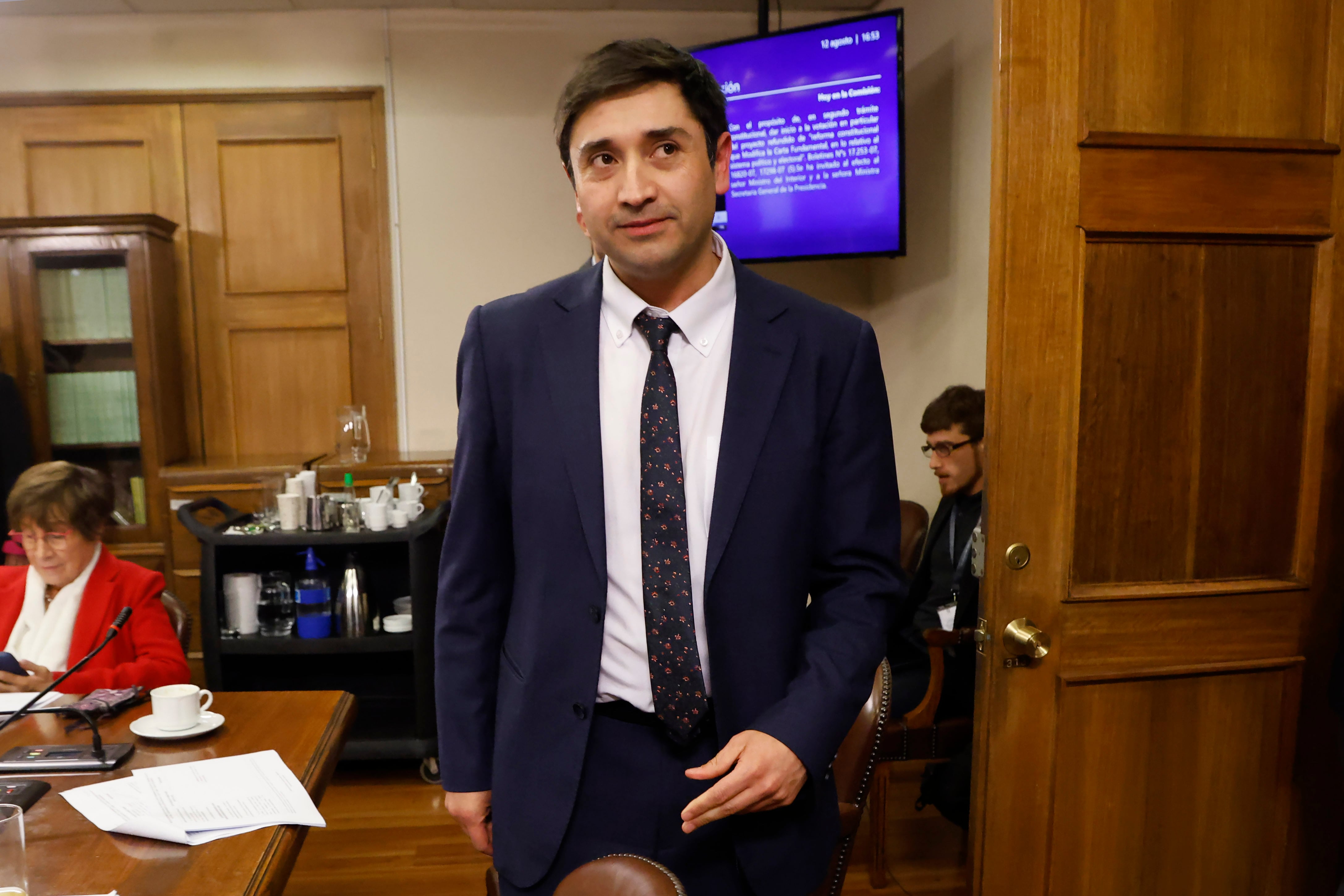 Defensa de senador Calisto solicitará reabrir la investigación en su contra