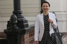 Los primeros pasos de Chevesich: nueva presidenta marca un estilo frontal y se evalúa prescindir del cargo de vocería