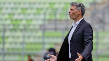 Fernando Ortiz y el paso en falso de Colo Colo en su estreno: “Hay calentura; son pequeños errores que nos cuestan caro”