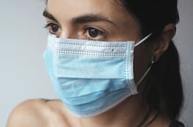 Mascarillas: ¿cuáles funcionan mejor y cómo evitar comprar falsificadas?