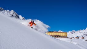 Gremios del turismo piden al gobierno reapertura del camino a centro de esquí Portillo