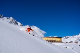 Gremios del turismo piden al gobierno reapertura del camino a centro de esquí Portillo
