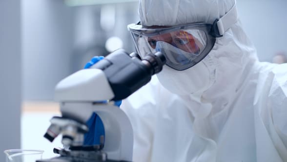 Qué es la peste neumónica y qué se sabe de su posible brote en un laboratorio ruso en Siberia