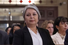 “Disculpas por la humorada”: Mujer que dijo ser prima de Jeannette Jara en video viral habla tras anuncio de querella en su contra