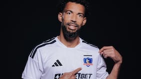 Sonríe fuera de la cancha: Adidas presenta a Vozinha como su nuevo embajador mientras peligra su renovación en Colo Colo