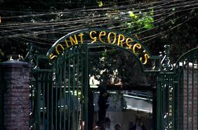 Saint George’s no apelará fallo que ordena cancelar matrícula a alumnos involucrados en escándalo de imágenes con IA