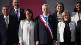 Las imágenes de la tradicional foto de gabinete de Kast previo al Te Deum Ecuménico
