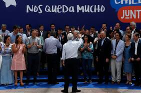 “Grandes Ex Ministros”, el grupo de WhatsApp de Piñera donde la carta pro Mañalich no consiguió unanimidad