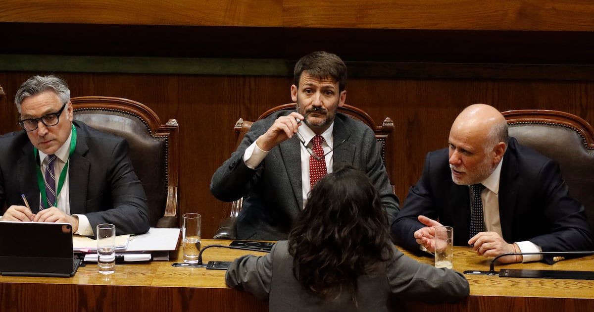 Fracaso y precedentes: la acusación constitucional que sacudió la política chilena