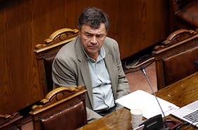 UDI pide renuncia ministro Valenzuela por sus dichos sobre seguridad rural