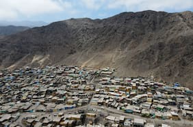 Cómo las fundaciones se tomaron el programa campamentos del Minvu