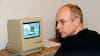 Brian Eno y el sonido de Windows 95: historia del hit compuesto en una Mac
