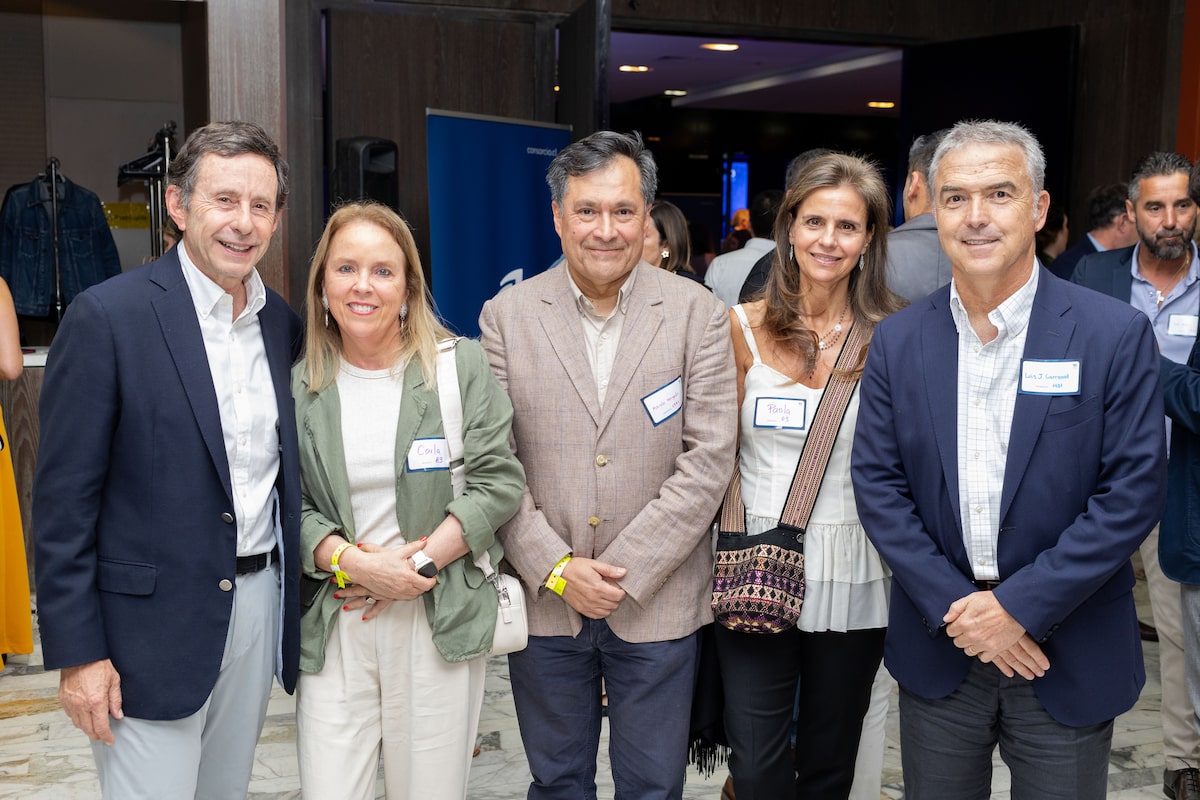 José De Gregorio, decano FEN; Carla Fuenzalida, directora ejecutiva de Lukkap Chile; Marcelo Morgado, empresario; Paola Cuneo, directora de empresas, y Luis José Garreaud, socio de Egon Zehnder.