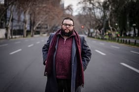 Simón Soto, escritor: “Me interesaba hacer un relato muy cruento de la Guerra del Pacífico”